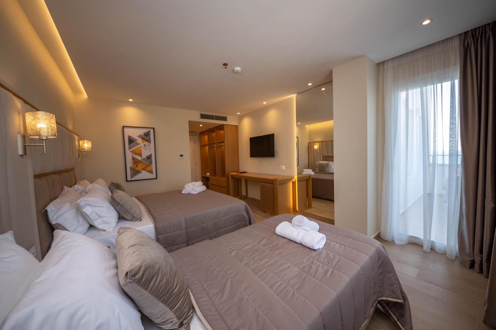 Merar Hotel Golem  Quarto foto